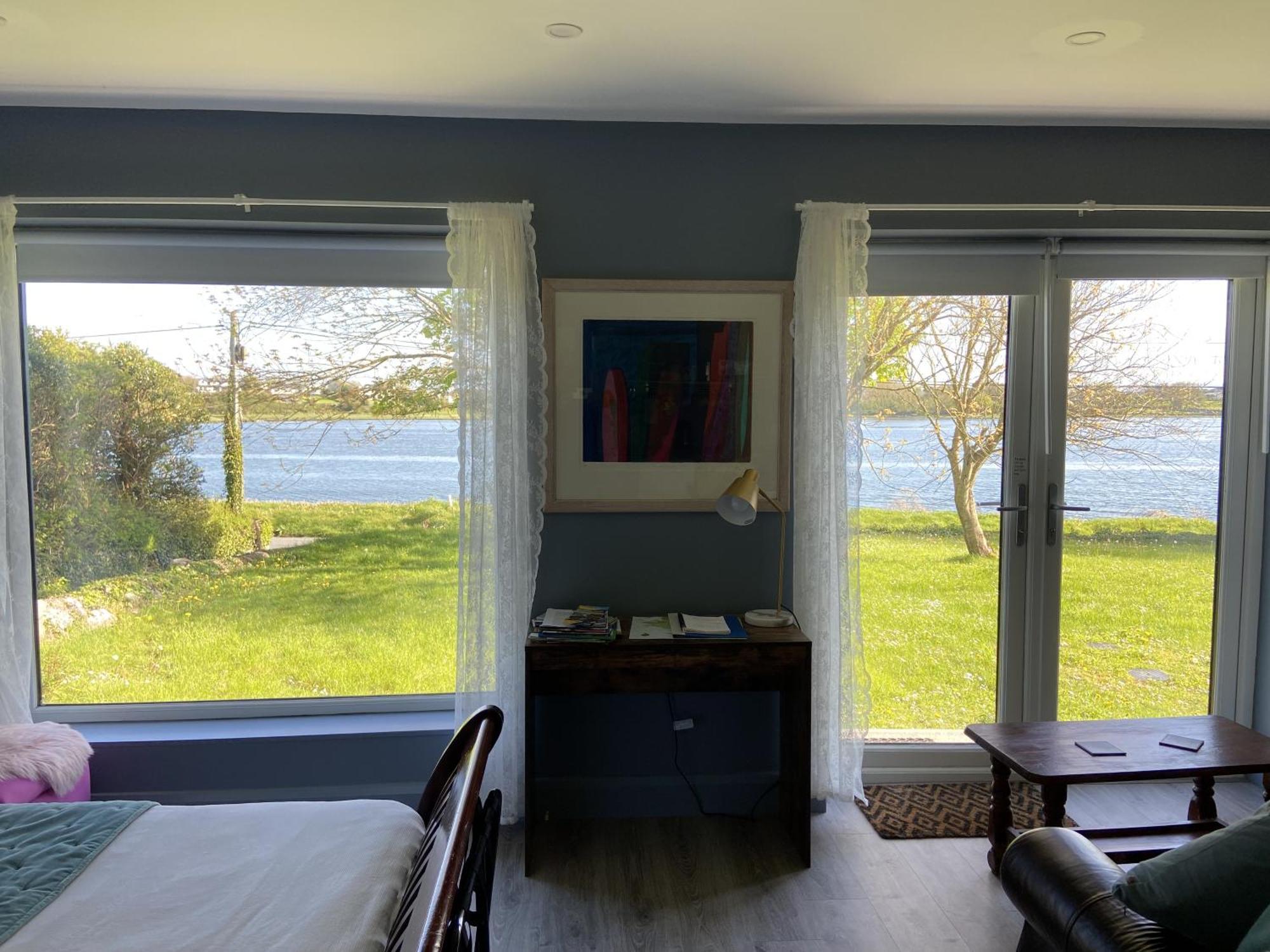 The Cosy Studio By The Shore ゴールウェイ エクステリア 写真
